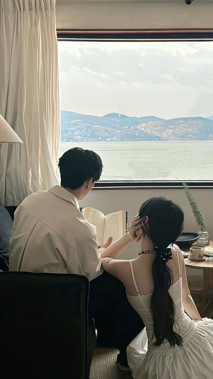 Sau Khi Trong Sinh, Nam Nữ Chính Nghèo Đến Điên Dại