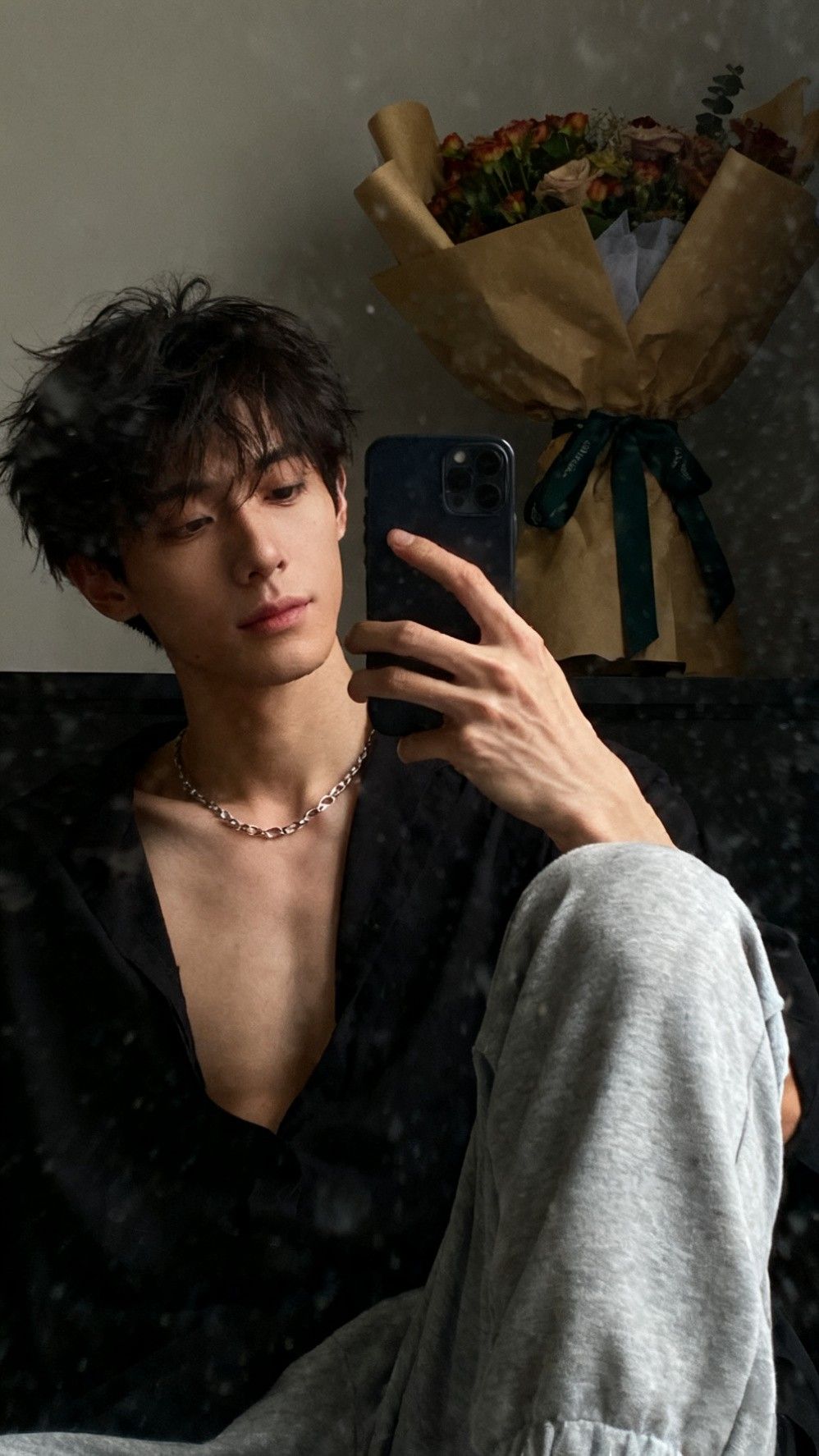 Bé Con Kéo Anh Trở Về